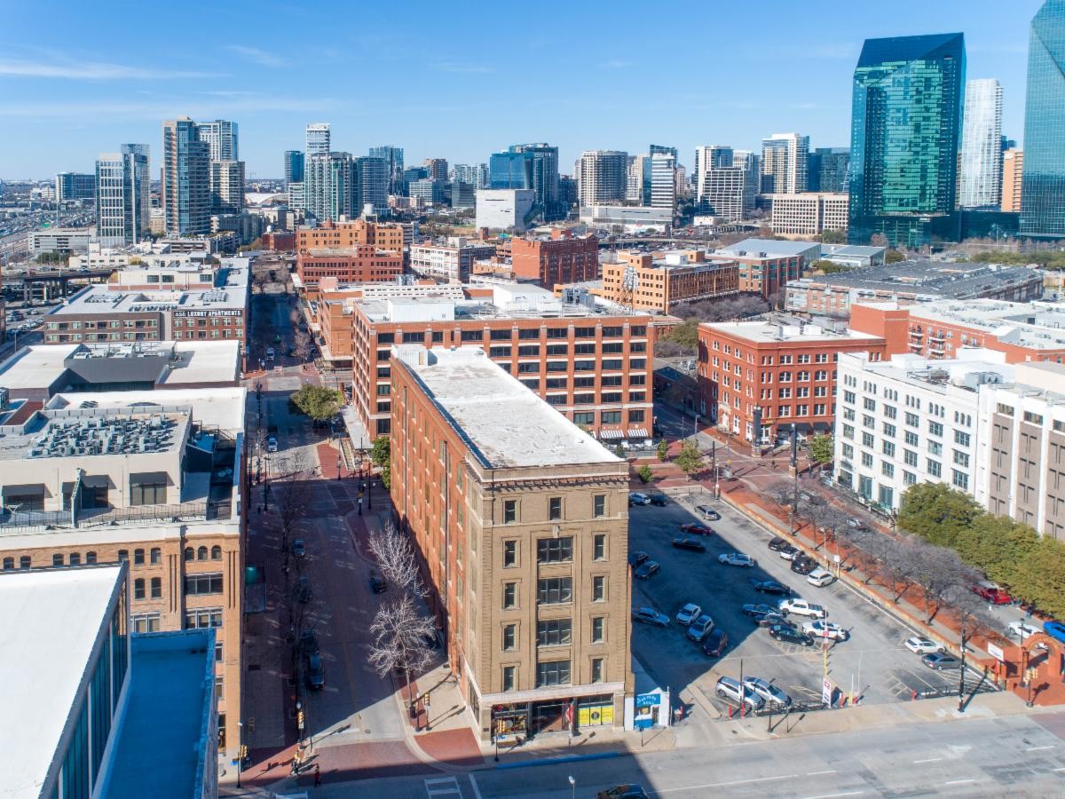 purse building dallas for sale